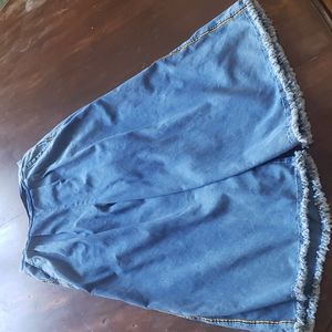 Gaucho style jeans 26 inch waist without stretching it out